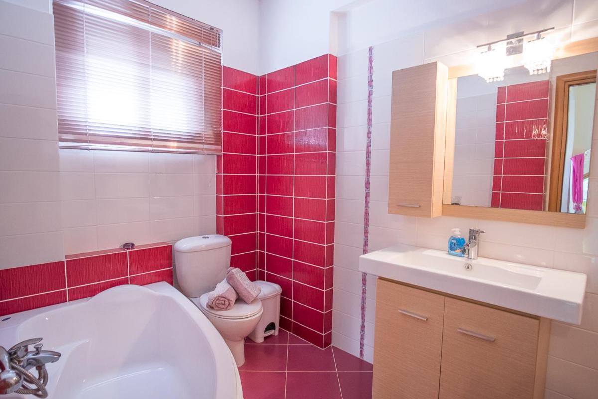 Ria Villa Preveza Kalamitsi  Luaran gambar